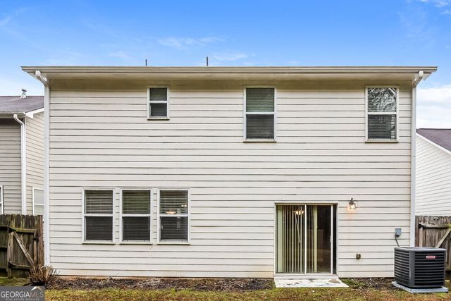 2040 Valley Creek Drive, Lithia Springs, GA 30122