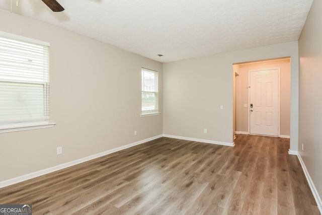 2040 Valley Creek Drive, Lithia Springs, GA 30122