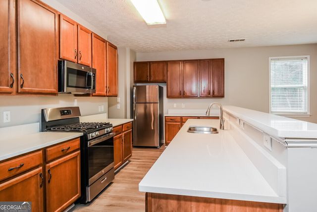 2040 Valley Creek Drive, Lithia Springs, GA 30122