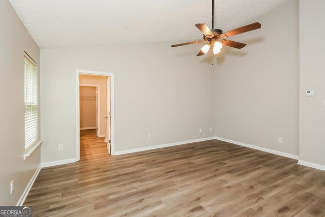 2040 Valley Creek Drive, Lithia Springs, GA 30122