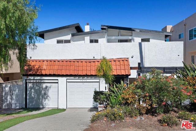 1315 17th Street, Manhattan Beach, CA 90266