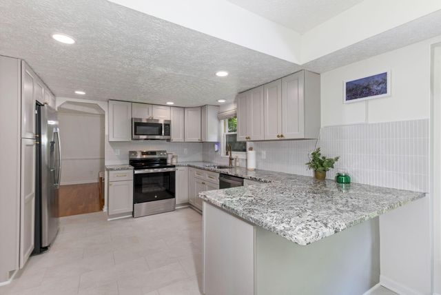 13179 Coventry Avenue, Pickerington, OH 43147