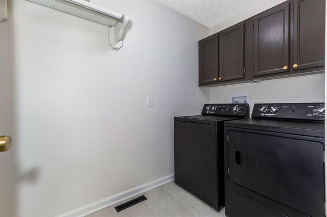 13179 Coventry Avenue, Pickerington, OH 43147