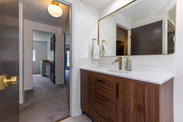 13179 Coventry Avenue, Pickerington, OH 43147