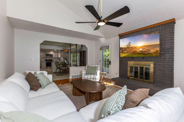 13179 Coventry Avenue, Pickerington, OH 43147