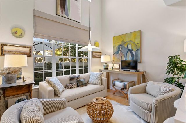 328 INNER HARBOUR CIRCLE, Tampa, FL 33602