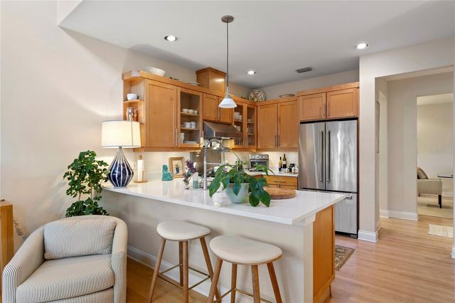 328 INNER HARBOUR CIRCLE, Tampa, FL 33602