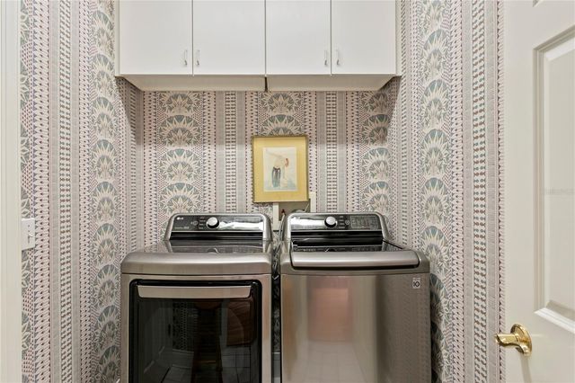 328 INNER HARBOUR CIRCLE, Tampa, FL 33602