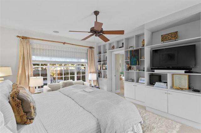 328 INNER HARBOUR CIRCLE, Tampa, FL 33602