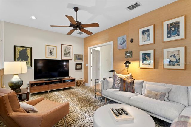 328 INNER HARBOUR CIRCLE, Tampa, FL 33602