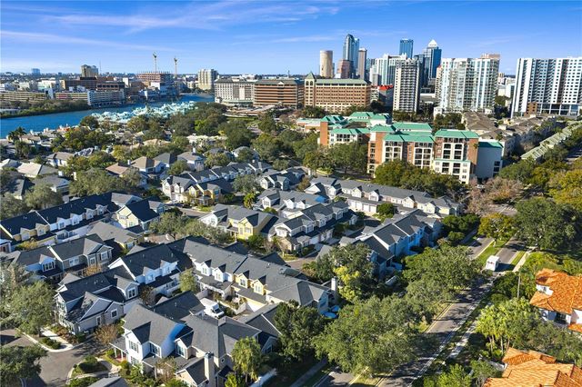 328 INNER HARBOUR CIRCLE, Tampa, FL 33602