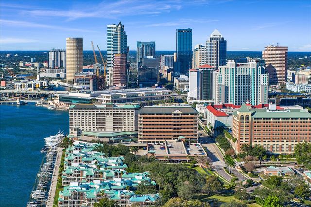 328 INNER HARBOUR CIRCLE, Tampa, FL 33602