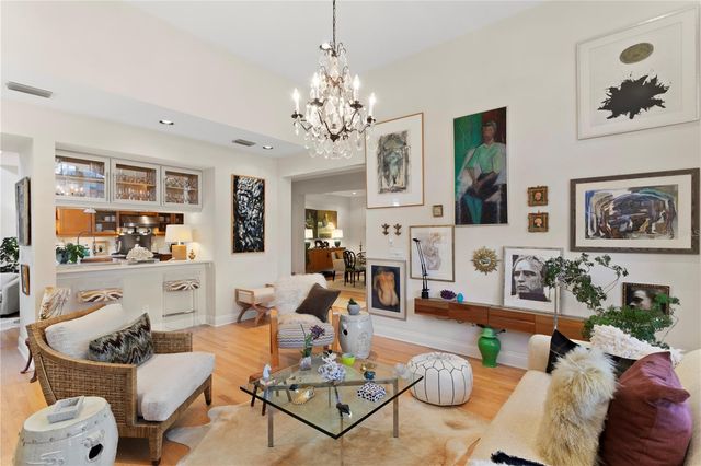 328 INNER HARBOUR CIRCLE, Tampa, FL 33602