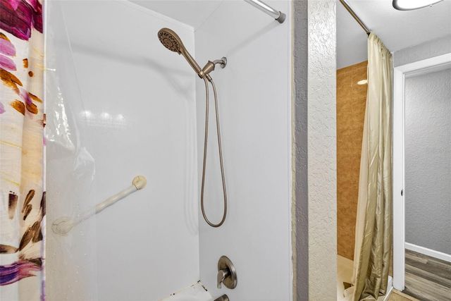 1016 WINDSOR HILL WAY, Tarpon Springs, FL 34689