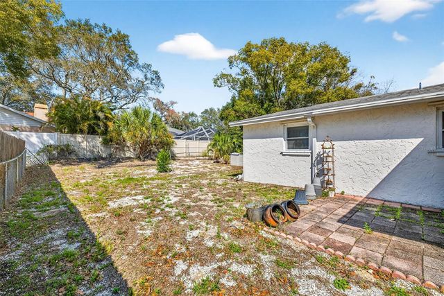 1016 WINDSOR HILL WAY, Tarpon Springs, FL 34689