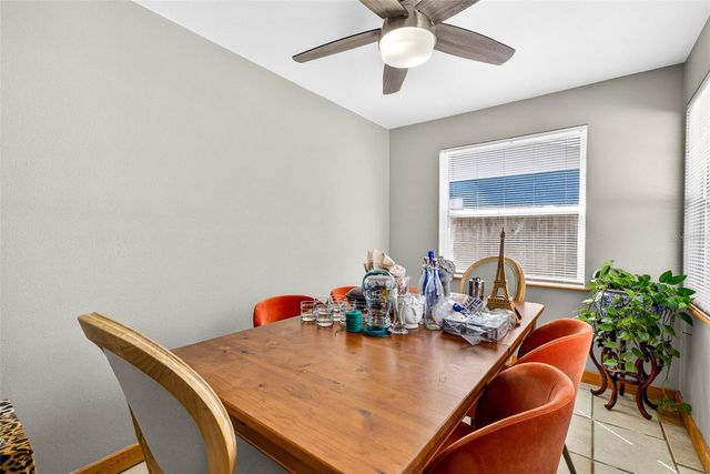 1016 WINDSOR HILL WAY, Tarpon Springs, FL 34689