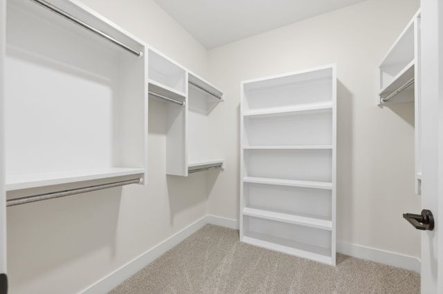 620 Elmwood St, Park City, KS 67147