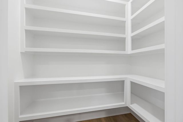 620 Elmwood St, Park City, KS 67147