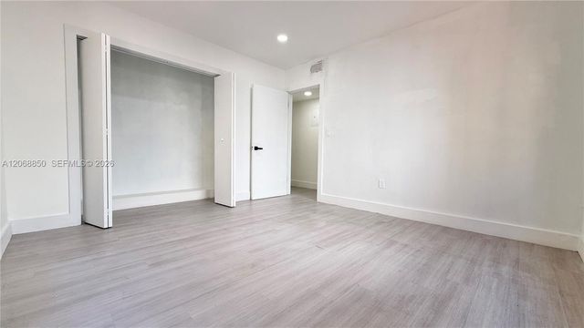 609 Lenox Avenue 2, Miami Beach, FL 33139