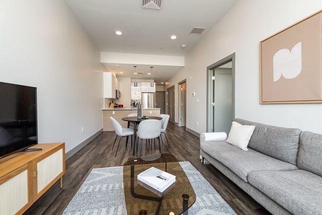 400 Mystic Avenue 201, Somerville, MA 02145