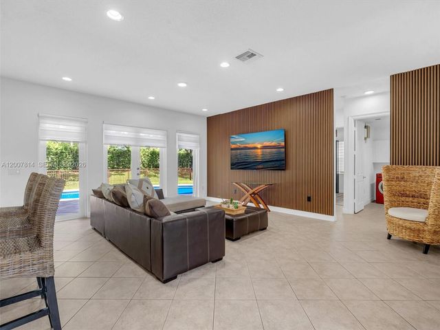 4961 SW 173rd Ave, Miramar, FL 33029
