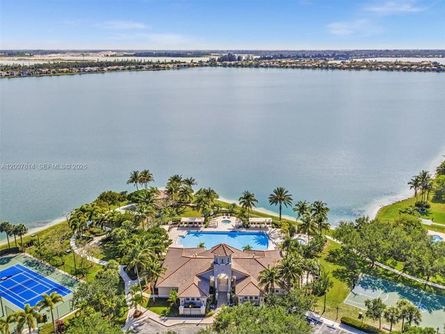 4961 SW 173rd Ave, Miramar, FL 33029