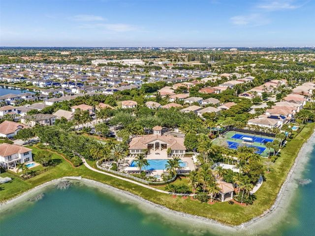 4961 SW 173rd Ave, Miramar, FL 33029