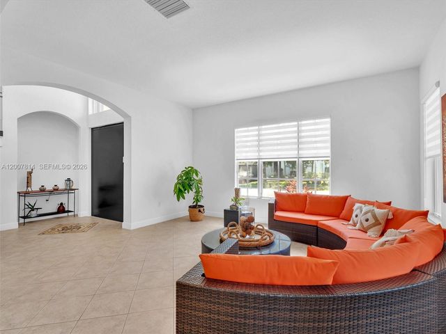 4961 SW 173rd Ave, Miramar, FL 33029