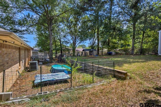 3121 S Robertson Ave, Tyler, TX 75701