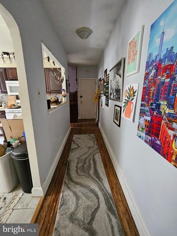 2211 MOUNT VERNON ST, Philadelphia, PA 19130