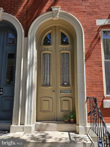 2211 MOUNT VERNON ST, Philadelphia, PA 19130