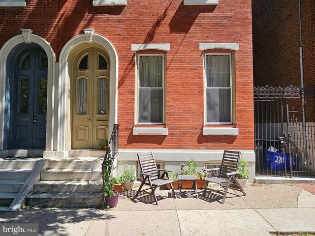 2211 MOUNT VERNON ST, Philadelphia, PA 19130