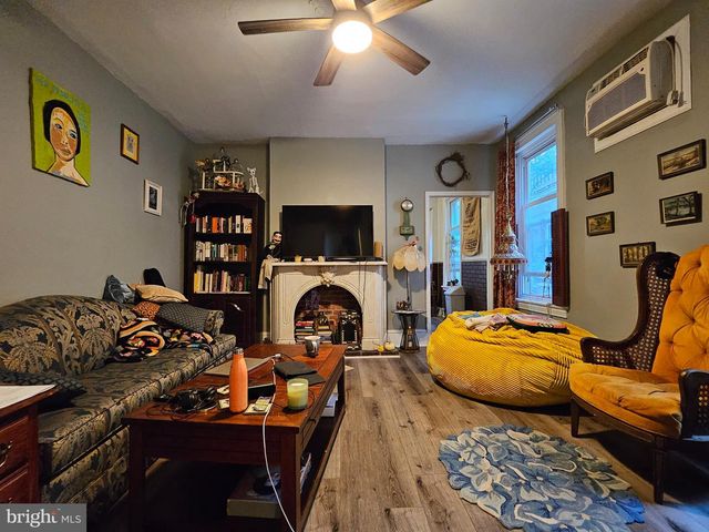 2211 MOUNT VERNON ST, Philadelphia, PA 19130