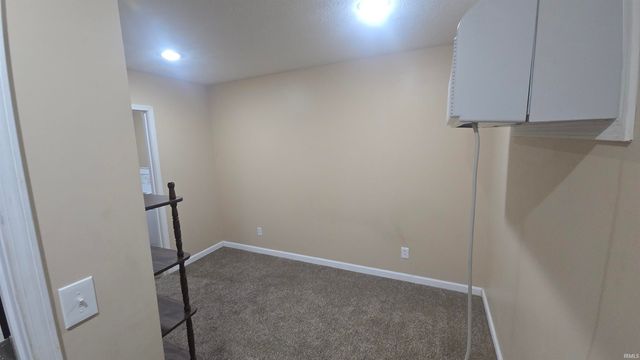 5669 E HILL PARK Road, Dubois, IN 47527