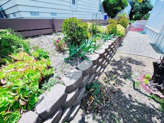 2130 Sunset 122, Vista, CA 92081