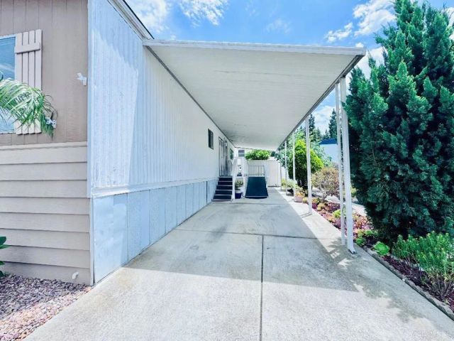 2130 Sunset 122, Vista, CA 92081