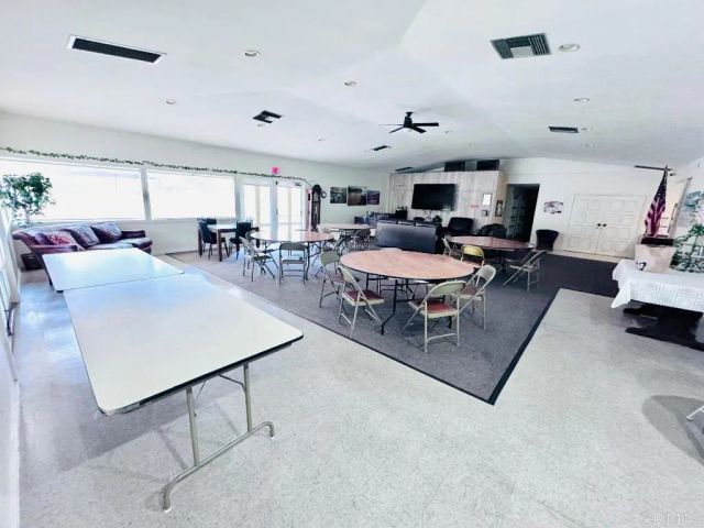 2130 Sunset 122, Vista, CA 92081