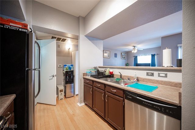 6650 West Warm Springs Road 1079, Las Vegas, NV 89118