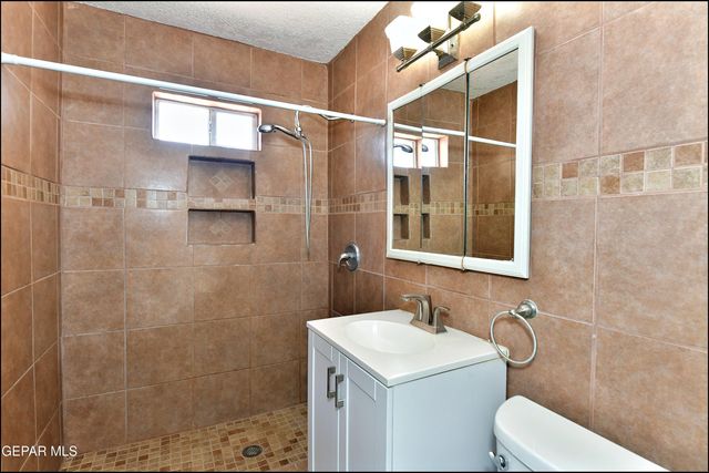 10324 Newport Drive, El Paso, TX 79924