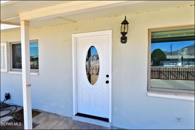 10324 Newport Drive, El Paso, TX 79924