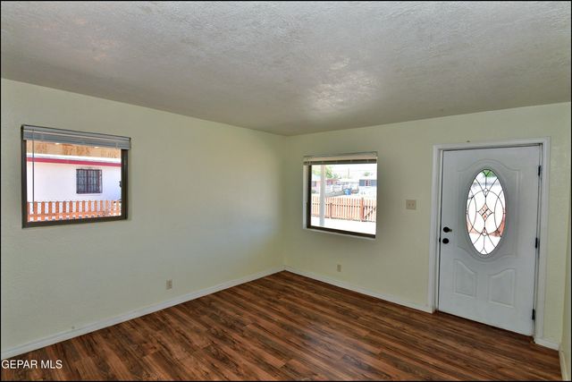 10324 Newport Drive, El Paso, TX 79924