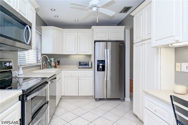 524 Beachwalk CIR, Naples, FL 34108