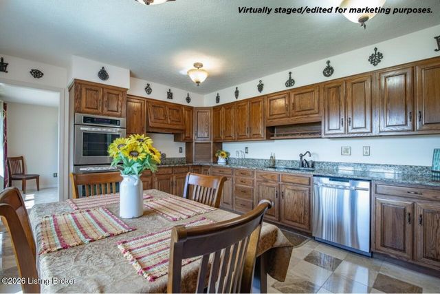 11441 Rineyville Rd, Vine Grove, KY 40175