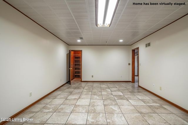 11441 Rineyville Rd, Vine Grove, KY 40175