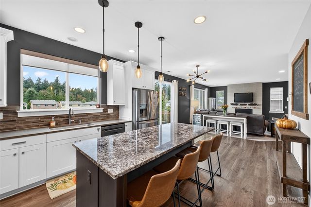 10230 Sentinel Loop, Gig Harbor, WA 98332