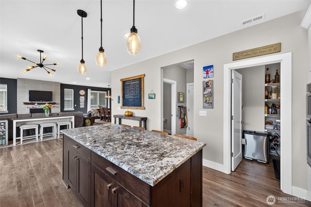 10230 Sentinel Loop, Gig Harbor, WA 98332