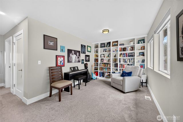 10230 Sentinel Loop, Gig Harbor, WA 98332