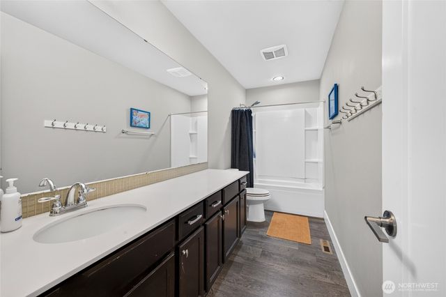 10230 Sentinel Loop, Gig Harbor, WA 98332