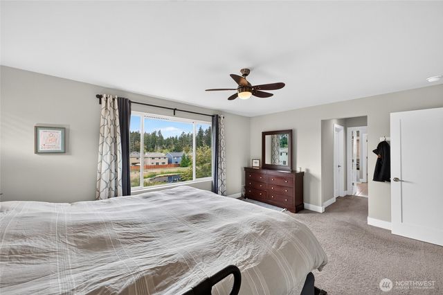 10230 Sentinel Loop, Gig Harbor, WA 98332