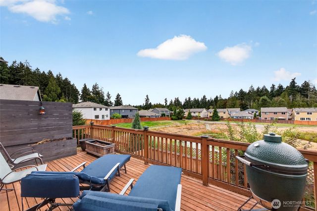 10230 Sentinel Loop, Gig Harbor, WA 98332